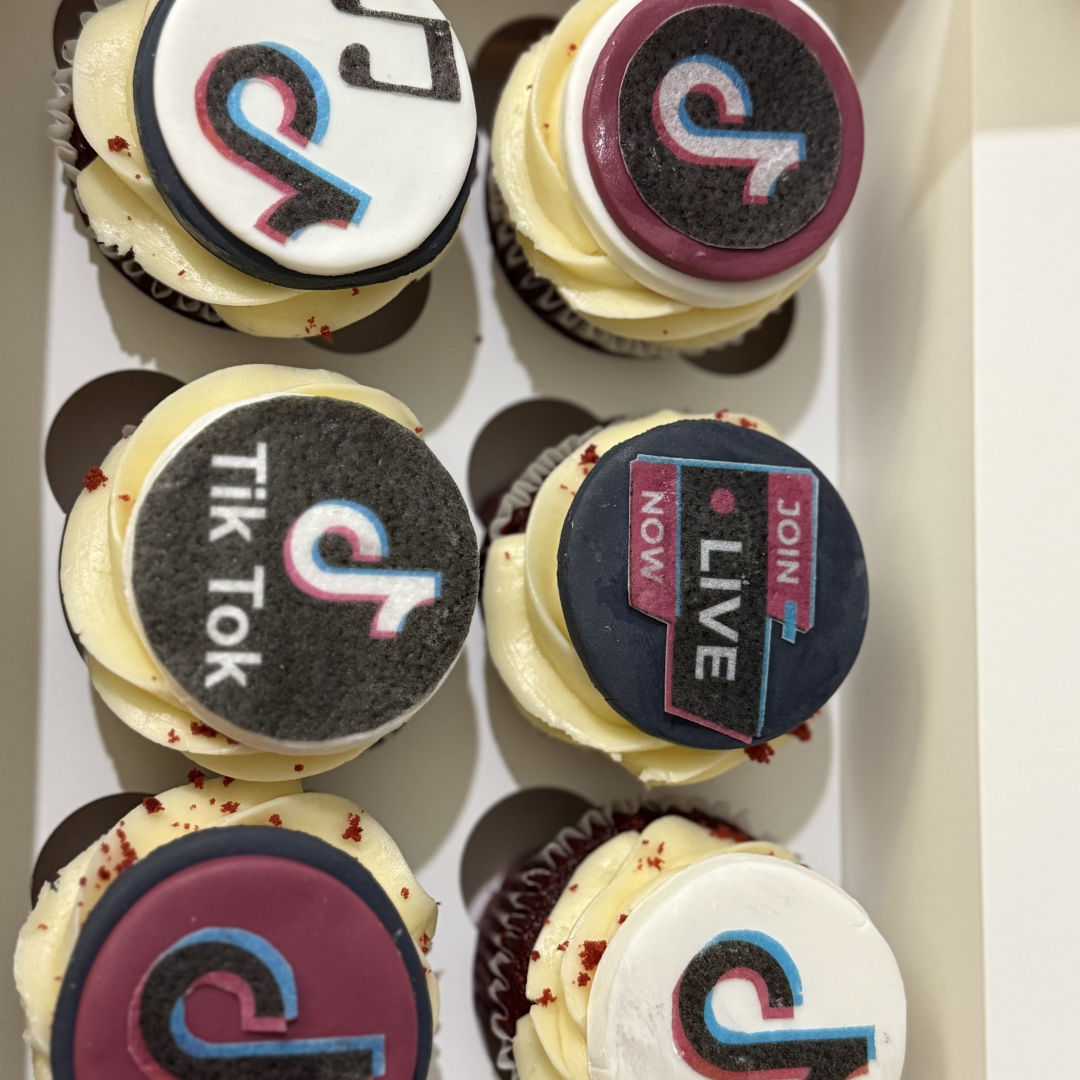 BakeAwayFL sweet treats - cupcake
